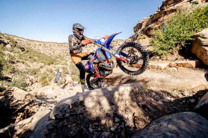 アイアールシー(iRC Tire) VX40 WT(チューブタイプ) *公道走行不可