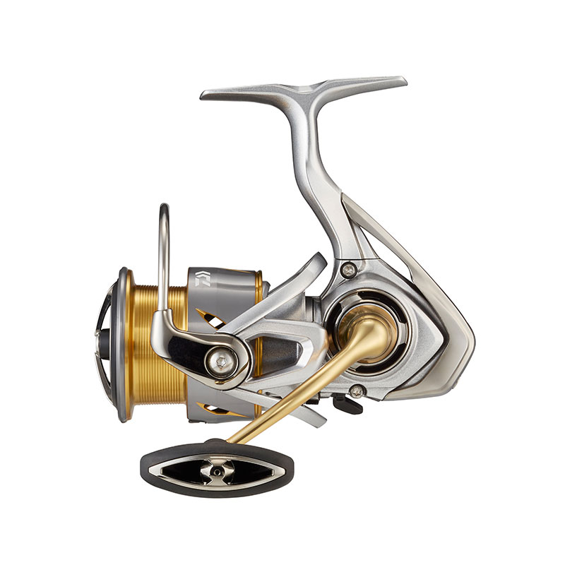 美品 ダイワ 15フリームス4000 DAIWA 15 FREAMS4000 楽天市場】ダイワ(Daiwa) 15フリームス 4000 【釣具 釣り具