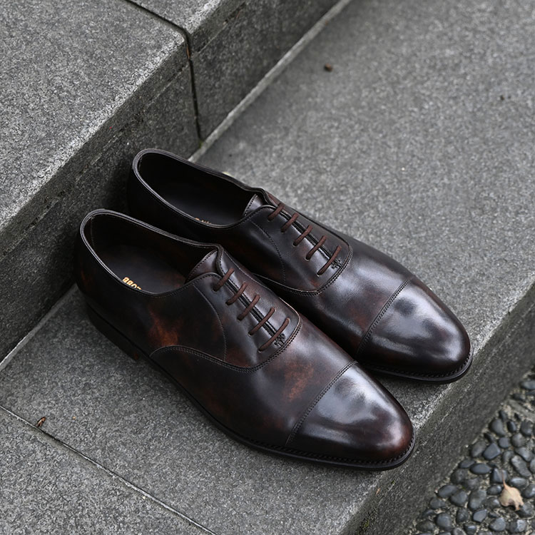 【HOBBS LONDON】オスターリーベルベットドレス エレクトロ クリアファイル 狼と香辛料 merchant meets the wise