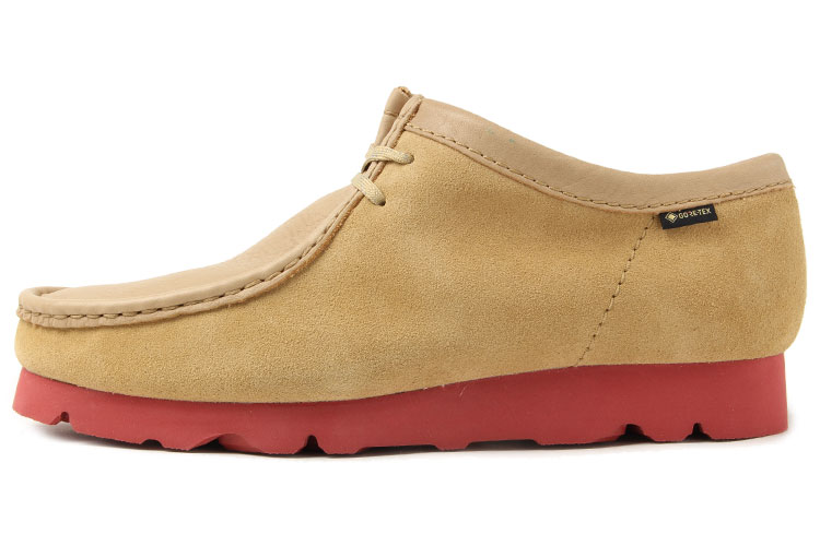 【エントリーしてポイント最大9倍】【OFFPRICE】Clarks（クラークス）WALLABEEGTX(ワラビーゴアテックス)26162413メープル