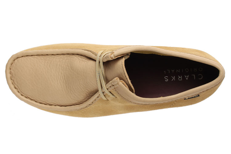 【エントリーしてポイント最大5倍】【OFFPRICE】Clarks（クラークス）WALLABEEGTX(ワラビーゴアテックス)26162413メープル