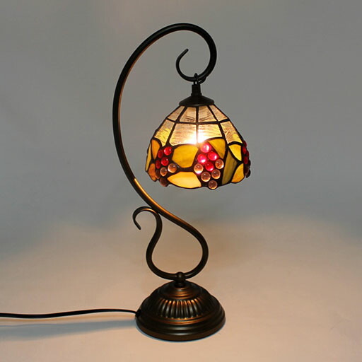 ステンドグラスランプ　ぶどう 楽天市場】ステンドグラスランプ吊り型1アーム葡萄（ぶどう）🍇