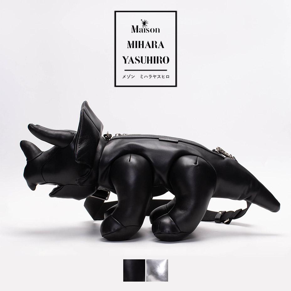 mihara yasuhiro Triceratops sholder bag ミハラヤスヒロ トリケラトプス ショルダーバッグ レディース メンズ A14BG708 斜めがけ 肩掛け 大人 ブランド おしゃれ かっこいい かわいい 本革 革 恐竜 クラッチバッグ 黒 ブラック シルバー 鞄 バッグ 2026 冬 春 春夏
