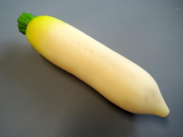 【送料無料】 日本職人が作る 食品サンプル　大根　IP-364
