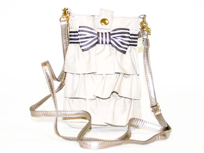 【送料無料】ポシェット　TUNIC　カーラのリボンポケットＢａｇ　ベージュ　18698-E