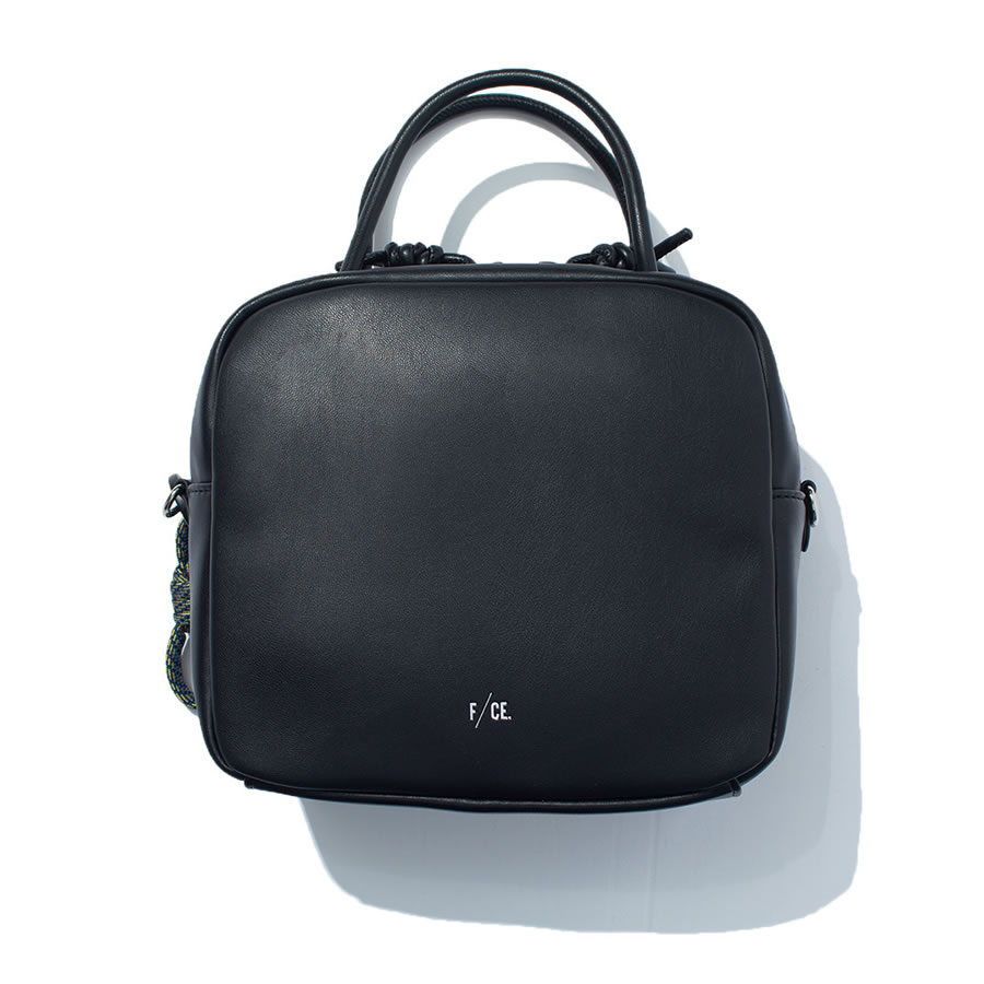 F/CE. エフシーイー / テックレザーミニスクエアショルダー / TECH LEATHER MINI SQUARE SHOULDER - BLACK / FLE34241B0006|タータスストアー大阪