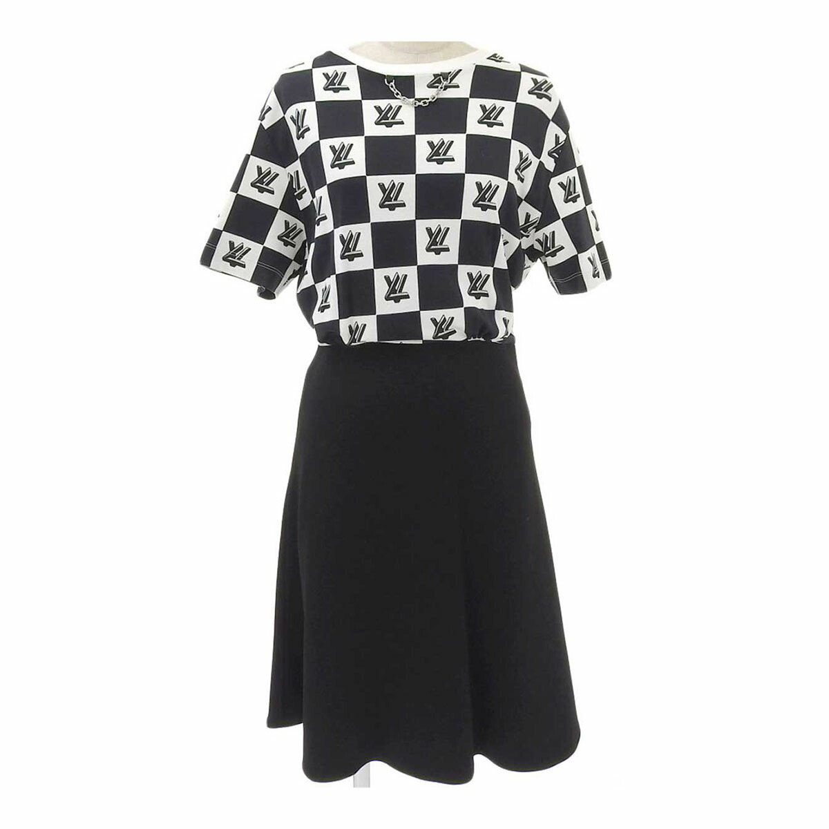 極美品■ルイヴィトン　LVロゴ　総柄　フリルチュニック　ミニワンピース　リゾート 極美品□ルイヴィトン LVロゴ 総柄 フリルチュニック ミニ