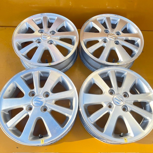 スズキ純正　１４インチ　アルミホイール　エブリィ　キャリィ　ワゴンR ４本 ワゴンR スペーシア エブリィワゴン 中古 スズキ 純正 アルミホイール