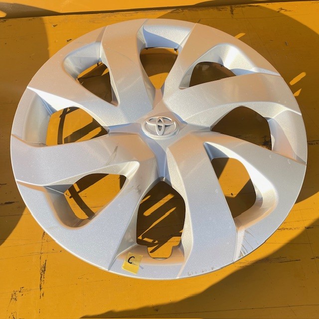 楽天市場】【未使用】トヨタ純正 15インチヤリススチールホイール用