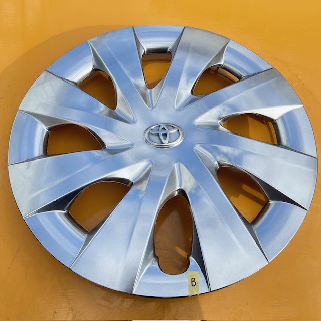 楽天市場】【未使用】トヨタ純正 15インチヤリススチールホイール用