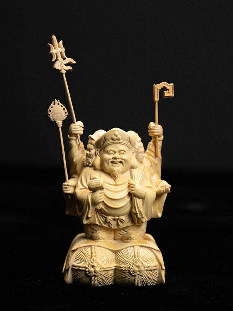 【総締め11珊】三面大黒天 木彫り 仏像 飾りつけ\u003cBR\u003e遣りくち：純一無雑 / 原料品：柘植