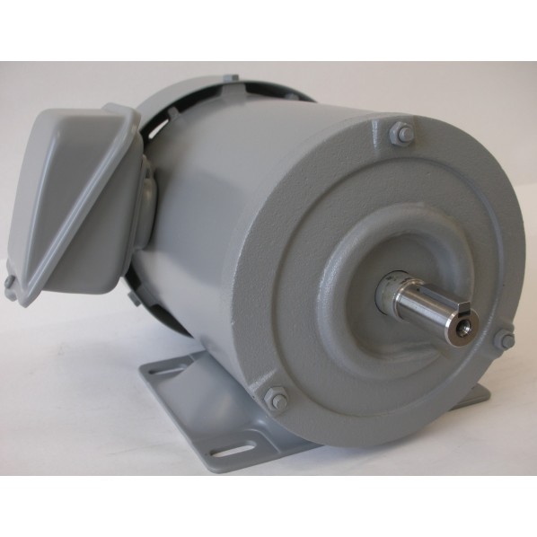 日東電工（原動機） 三相 全閉屋内脚付 0.4KW TFO-FKN 4P 200V 1台