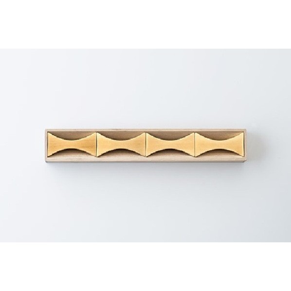 メタリスト 箸置き 『閃光』4個入 50×18×10mm 鋳肌 FG-036 1個