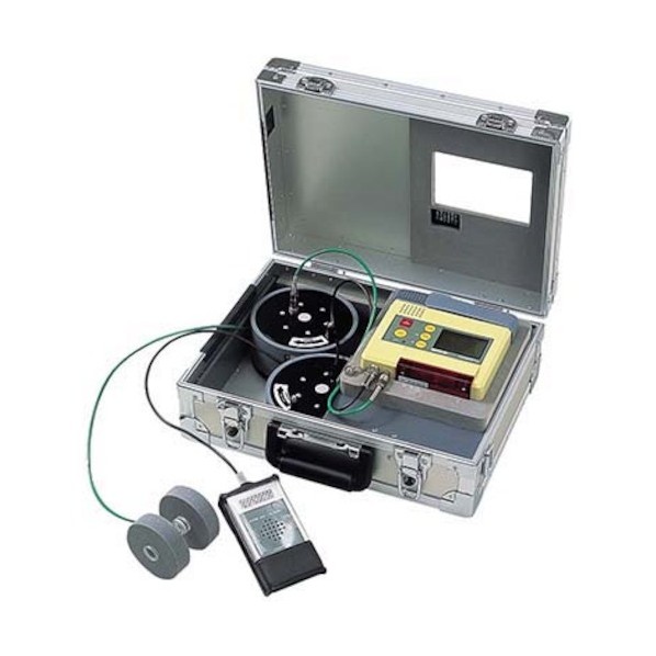 ※法人専用品※新コスモス電機 O2･イソブタン･H2S･CO用巻取木管型8m屁っ放り取り入れる管軽銀入れもの付マルチ型屁っ放りさぐり当てる器 50X50X95粍 XP-302M-R-A-4 1台