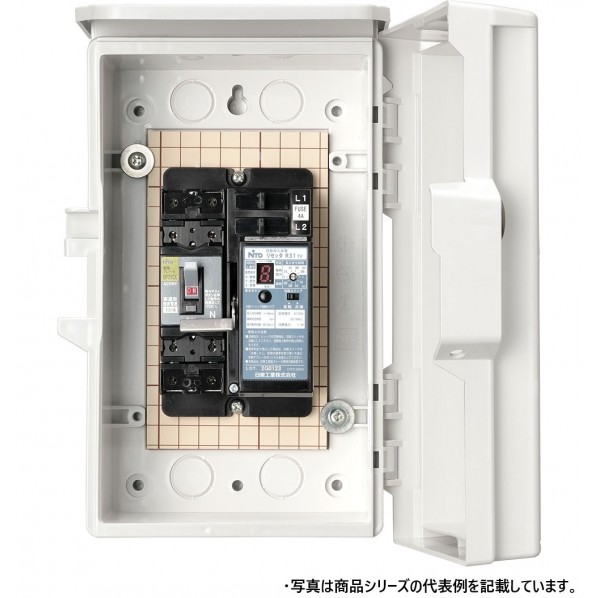 日東工業 リセッタ積み上げるワット数盤（安全性のあるブレーカタイプ） ヨコ150mm×タテ250mm×フカサ120粍 ともし火ベージュ ATE-202S-OA 1点