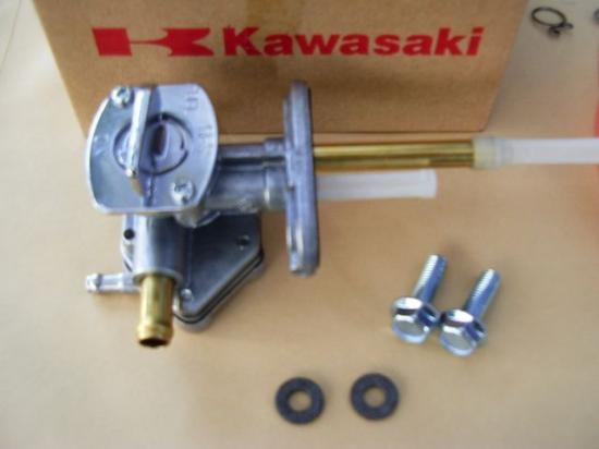 ゼファー400 燃料コック　燃料センサー ゼファー400 純正 フューエルセンサー