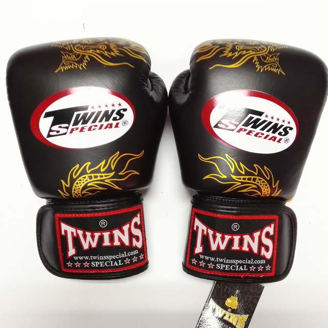 TWINS ボクシンググローブ ブラック 8oz - ボクシング