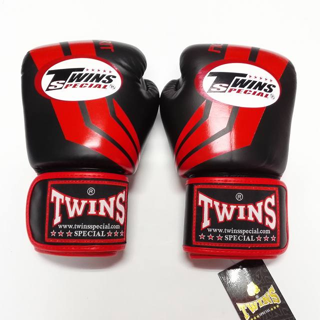楽天市場】TWINS SPECIAL ボクシンググローブ 8oz Fs赤白