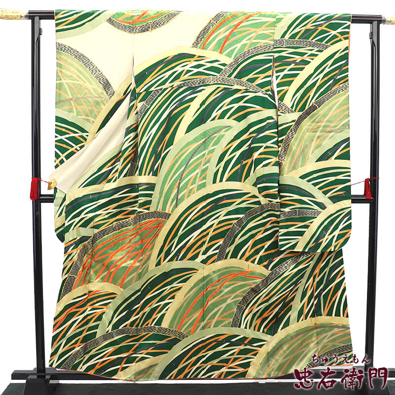 【中古】 振袖 正絹 成人式 購入 振袖単品 緑 竹 レトロ柄 身丈162cm 裄丈63cm 伝統文様 安い 練習 衣装 S～Mサイズ相当｜ビスコンティ＆きもの忠右衛門
