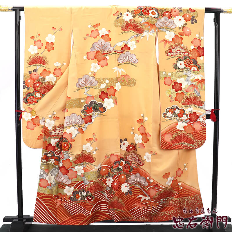 【中古】 振袖 長襦袢 2点 仕掛ける 成年者式 晴れ着 正絹 薄橙 言い慣わし文様 松竹梅 波文 身たけ161.5糎 裄丈66糎 M大きさ好いかげんに