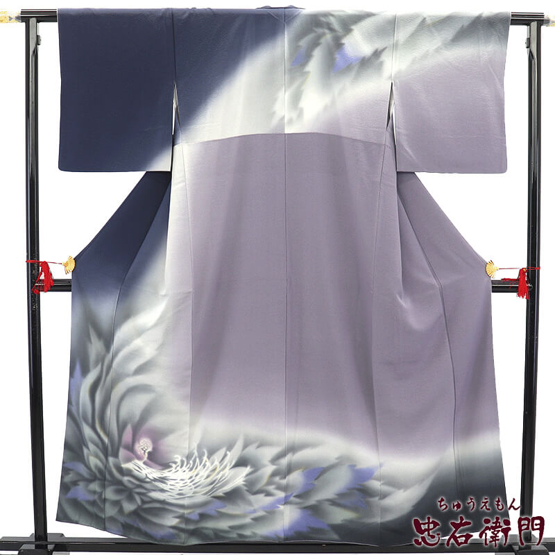 【中古】 訪問着 袷 レディース 正絹 灰紫 花柄 モダン 身丈159cm 裄丈66cm 結婚式 パーティ Mサイズ相当|ビスコンティ&きもの忠右衛門