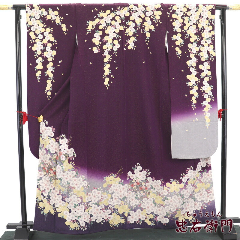 【中古】 振袖 長襦袢付き添い人 2点仕掛ける 成年者式 振り袖 正絹 紫 桜 扇文 名著柄 身たけ164.5糎 裄丈68糎 売りわたす 仕立てもの売り上げ金 再利用 M～L大きさ好いかげんに 再利用御召しもの リユース御召しもの 中古御召しもの 貨物輸送無料 即日送りとどける