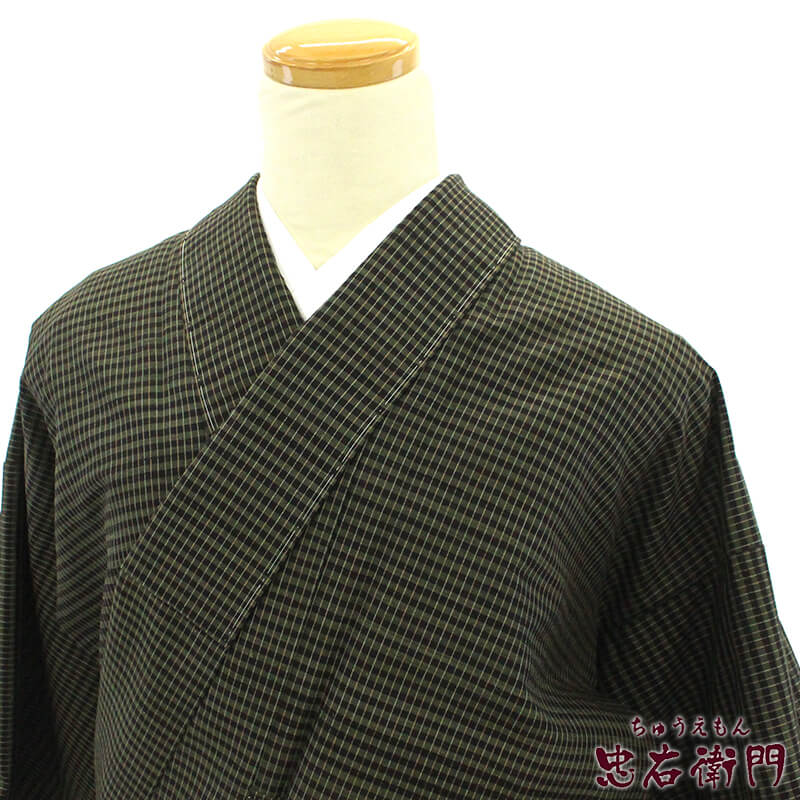 【マラソン連動】【30％OFF】【季節終了間近！袷着物ラストセール】【中古】 紬 つむぎ 紬着物 レディース 正絹 緑 格子 おしゃれ 身丈157.5cm 裄丈66cm 仕立て上がり着物 カジュアル 普段着 リサイクル着物 リサイクル 送料無料 即日発送 8,076円