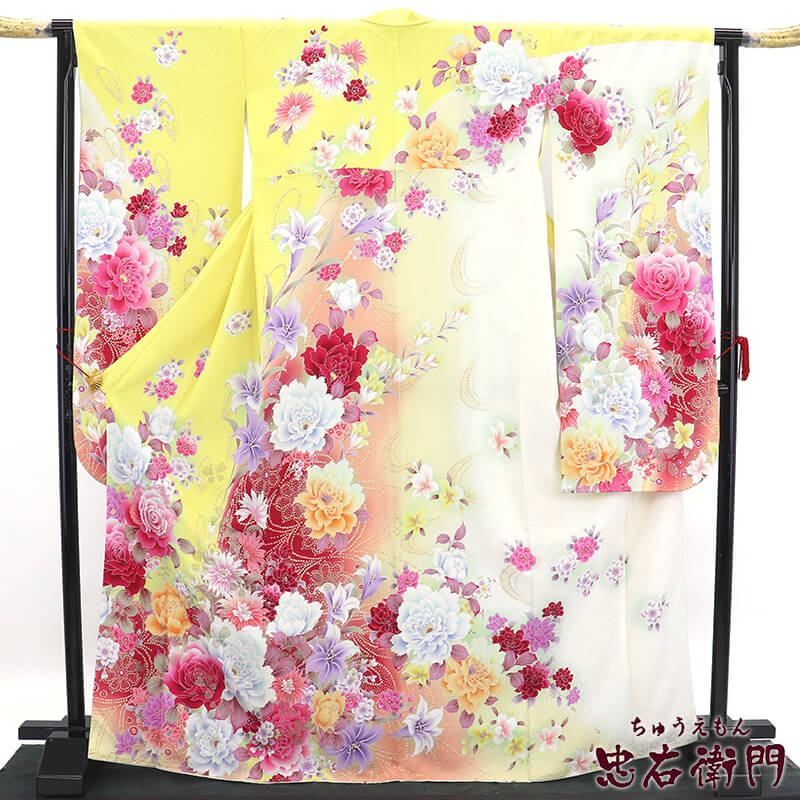 【中古】 振袖 正絹 成人式 購入 振袖単品 黄色 薔薇 牡丹 花柄 豪華 今どき 身丈172cm 裄丈70cm 練習 衣装 着付け 式典Lサイズ相当 リサイクル着物 リユース着物 中古着物 送料無料 即日発送
