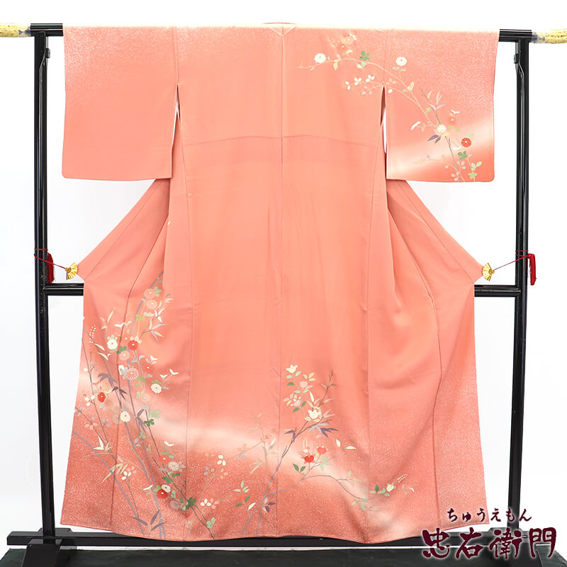 【中古】 訪問着 袷 レディース 正絹 ピンク 橘 萩 竹 菊 身丈160cm 裄丈66cm 入学式 卒業式 七五三 式典 Mサイズ相当 リサイクル着物 リユース着物 中古着物 送料無料 即日発送｜ビスコンティ＆きもの忠右衛門
