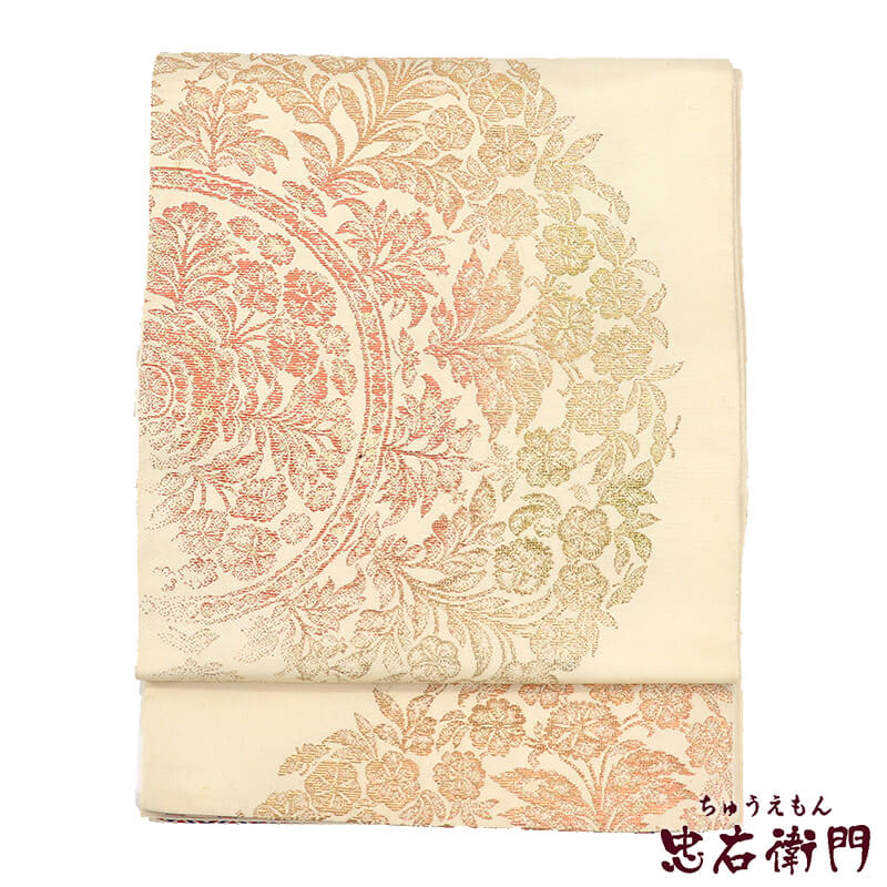 【中古】 龍村平蔵製 本袋帯 フォーマル ふくろ帯 正絹 六通柄 白 宝鏡唐華文 窈窕たる 晴れ晴れしい 長さ436糎 幅30.5糎 再利用 和装 儀式用 飛び切り感 御召しもの 仕立てもの売り上げ金再利用帯 貨物輸送無料 即日送りとどける