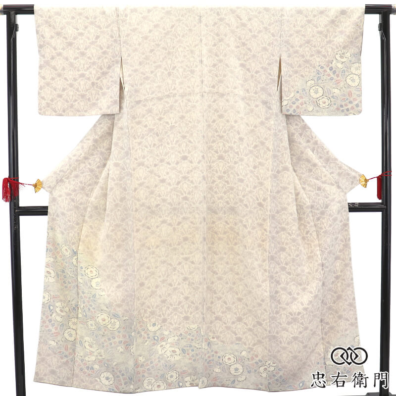 【中古】 付下げ 袷 レディース 正絹 薄灰紫 雪輪 青海波 辻が花 一つ紋 梅鉢 身丈155cm 裄丈65cm パーティ 観劇Ｓ～Ｍサイズ相当 リサイクル着物 リユース着物 中古着物 送料無料 即日発送