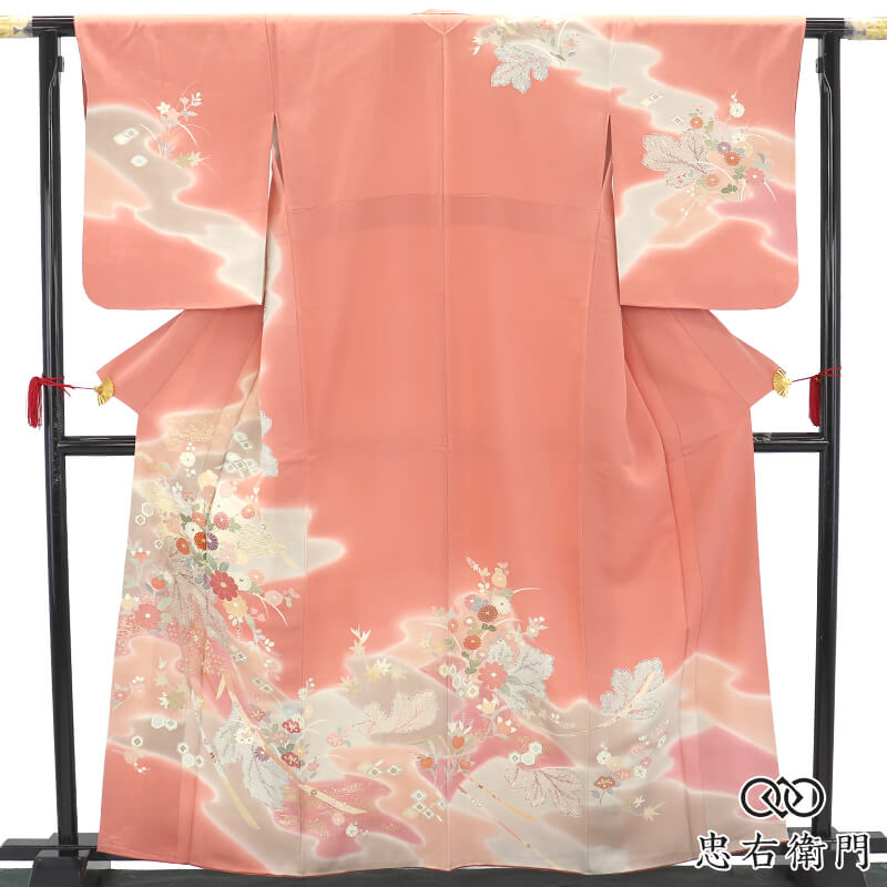 【中古】 【美品】付下げ しつけ糸付 袷 レディース 正絹 赤桃 菊 橘 晴れ晴れしい 言い慣わし文様 花菱 一往紋 身の長164.5珊 裄丈67珊 華燭の典 寄り合い 会食 一こまお召しもの L大いさ好いかげんに 再利用お召しもの リユースお召しもの 中古お召しもの 貨物輸送無料 即日送りとどける 着物-レディースファッション
