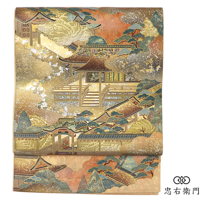【中古】 金泥 本金箔 袋帯 フォーマル ふくろ帯 正絹 お太鼓柄 金 落款 楼閣 螺鈿 長さ426cm 幅31cm 展覧会 パーティ お出かけ 芸術鑑賞 観劇 リサイクル帯 中古帯 仕立て上がり帯 レディース 女性用 着物 送料無料 即日発送|ビスコンティ&きもの忠右衛門