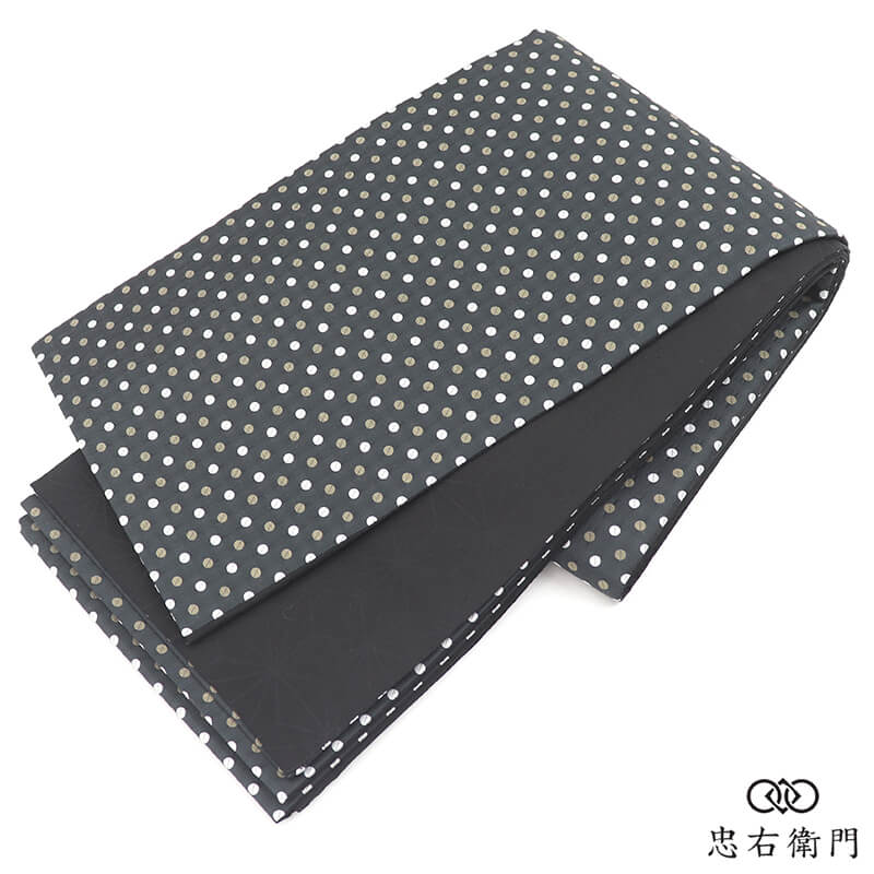 【中古】 【美品】 半幅帯 四寸帯 細帯 正絹 全通柄 黒 点点柄 今めかしい 長さ443糎 幅18糎 街御拾い 昼御飯 喫茶店 芸術把握 お出かけ再利用帯 中古帯 仕立てもの売り上げ金帯 レディース お上さん用 お召しもの 即日送りとどける