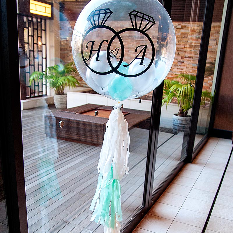 結婚式 フリンジ バルーン ウェルカム ウェディング 名入れ パーティー イベント用品 二次会 イベント 名入れ ヘリウム入り 電報 ヘリウムガス入り 浮いて届く 会社 記念日 お祝い 移転 開店 開業 土日祝 Gw営業 結婚式 受付 飾り 付け フリンジ バルーン 電報