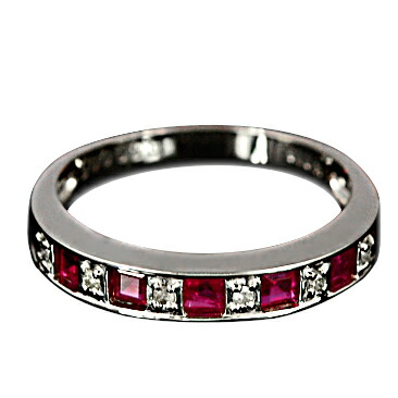 楽天市場】K18WG 1.5ct ルビー リング 鑑別書付 : KASHIMA