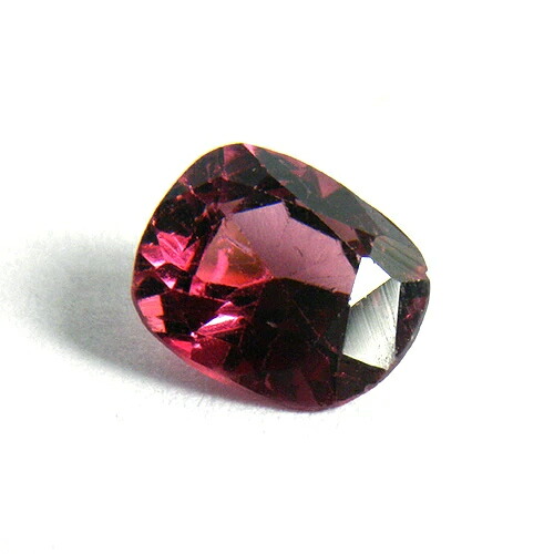 ロードライトガーネット 1.884ct ルース 裸石 一粒 一個 ソーティングメモ 材料 素材 天然石 パーツ【中古】【ネコポス配送】｜ウブロ 《質》