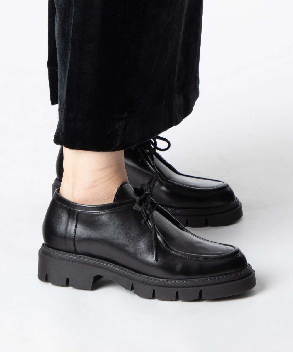 ほぼ未使用　CORSO ROMA 9 39 チロリアンシューズ レザー CORSO ROMA 9（ローファー/革靴）のフリマアイテム一覧