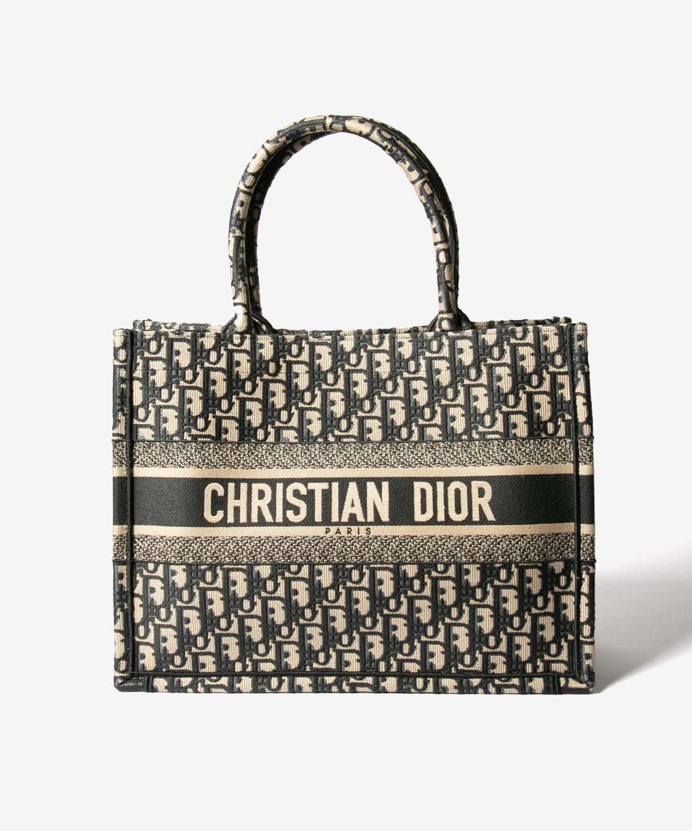 Dior 新作 ディオール ブックトート ミディアム ストラップ付 話題の新作☆】DIOR 蝶 花 ブックトート バッグ ミディアム