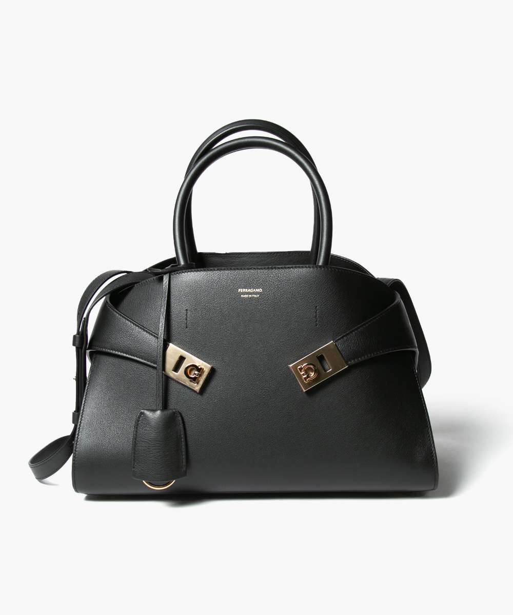 Salvatore Ferragamo フェラガモ ブラックハンドバッグ サルバトーレフェラガモ Salvatore Ferragamo FERRAGAMO