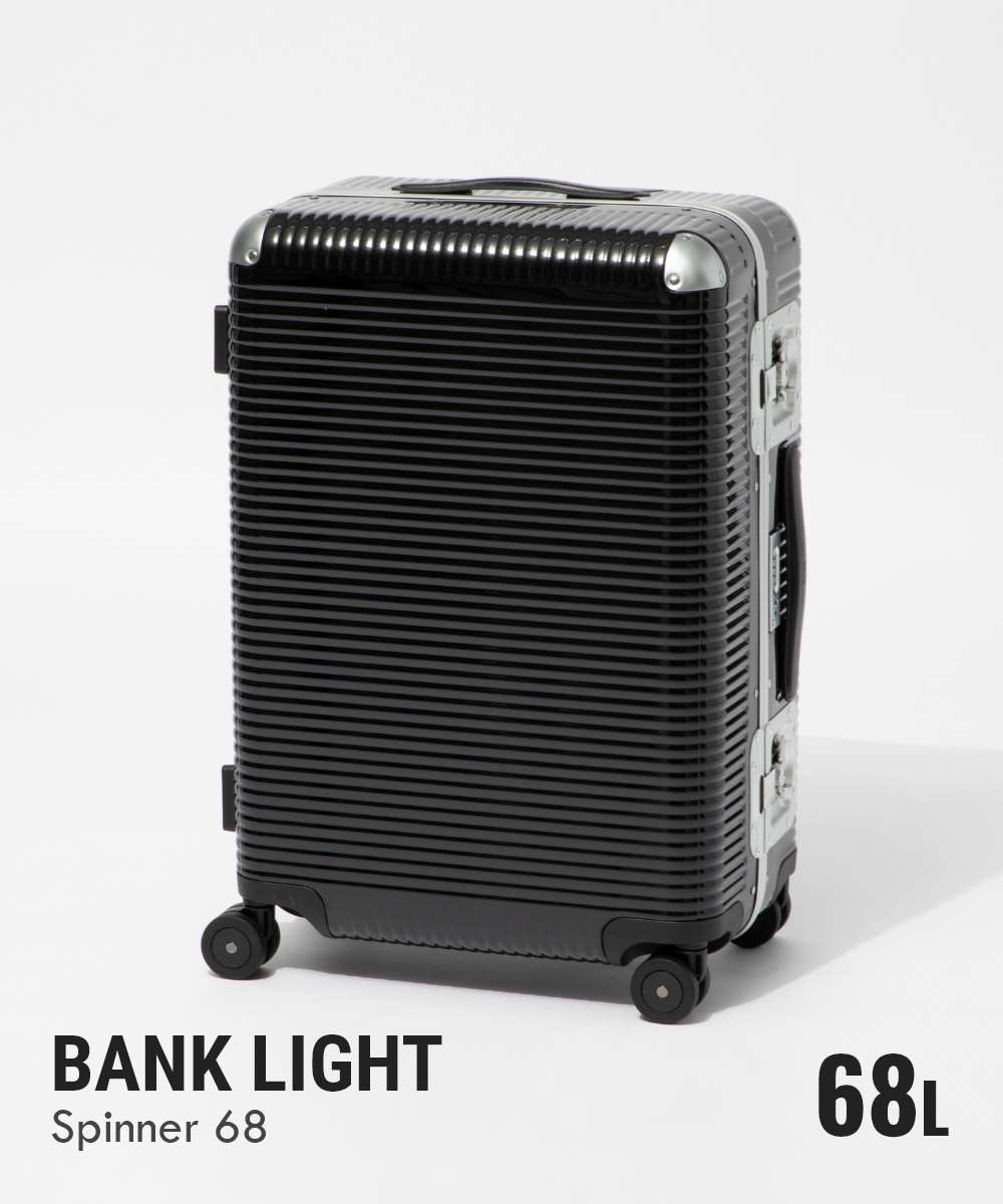 ファブリカ ペレッテリエ ミラノ FPM A1906801916 旅行バッグ [Bank Light]Spinner 68 御徒面子 預金金融機関 点火装置 スピナー68 TSA鍵を掛ける 4車輪 キャリーバッグ 持ちはこび入れもの 旅する鞄 4輪 周遊 5～7泊 リコリスブラック 68L