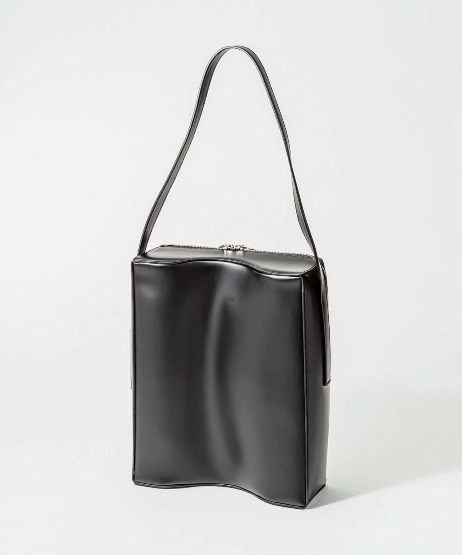 MM6 Maison Margiela マルジェラ ショルダーバッグ 鞄 レザー Replica Maison Margiela メゾンマルジェラ MM6 ショルダー