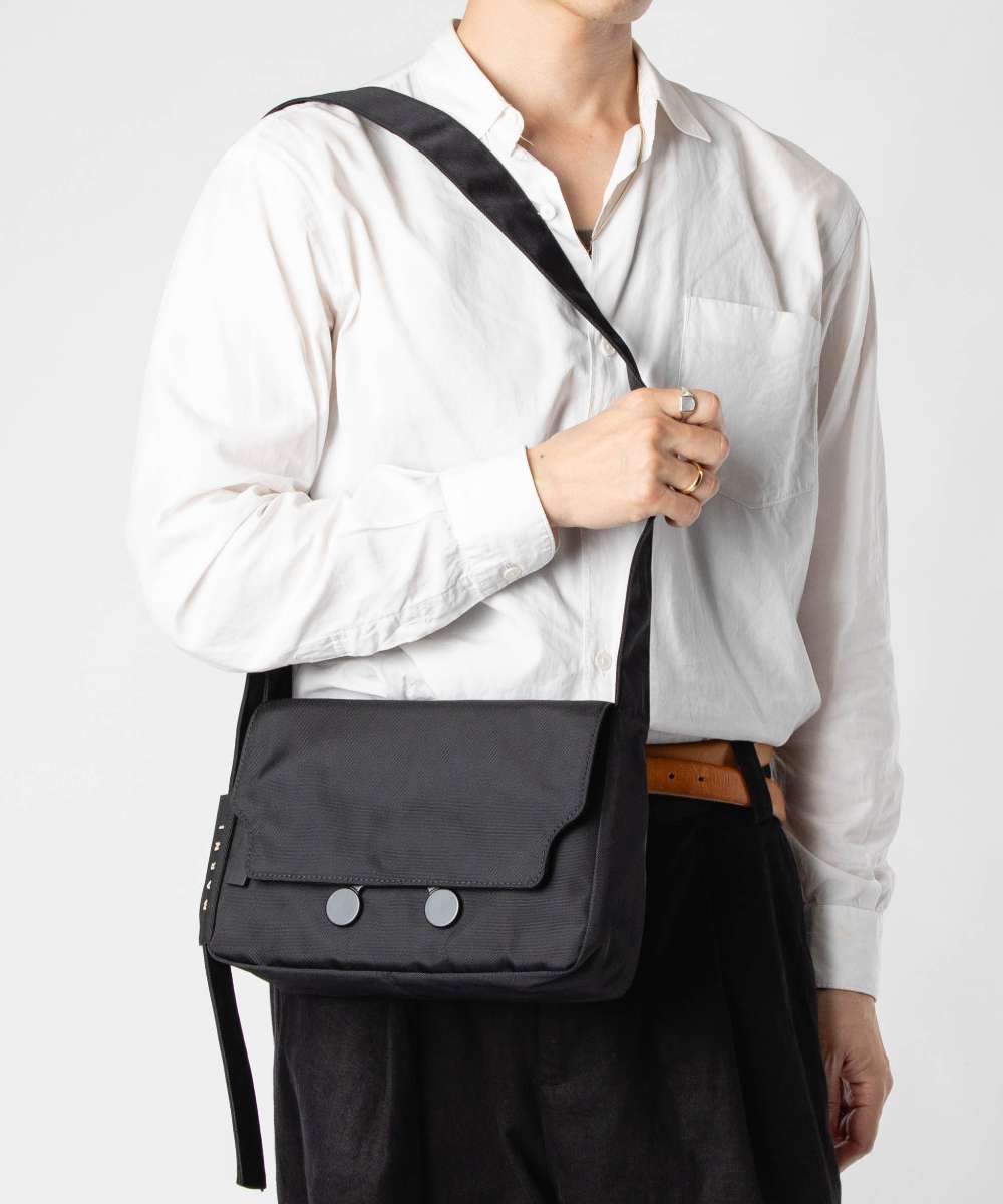 楽天市場】マルニ MARNI MESSENGER S SHOULDER BAG メッセンジャー