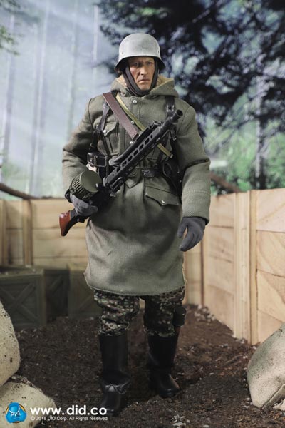 SS-Panzer-Division Das Reich MG42 Gunner A - Boxed Figure