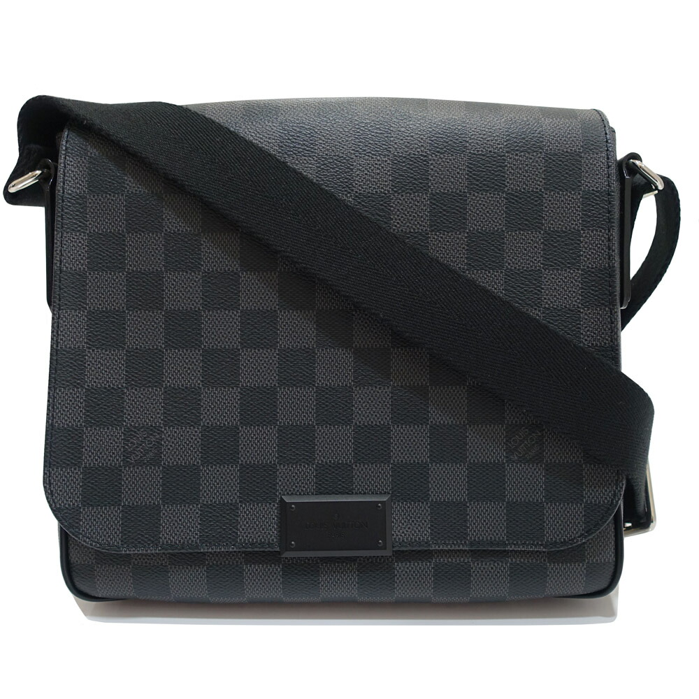 【最大限度３万円銀行割引引き換え証】【栄】【LOUIS VUITTON】ルイヴィトン ディストリクトPM ショルダーバッグ N41260 ダミエ・グラフィット 帆布 薄墨色 しろがね色金具 メンズ 成人男性 箱 保護すること袋【中古】