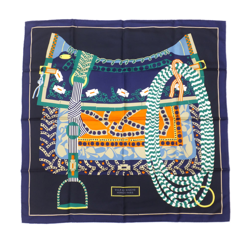 【最大限度３万円銀行割引引き換え証】【天白】【HERMES】エルメス カレ90 Silla de Gaucho ガウチョの鞍 Marine マリーヌ 米国海軍系 えり巻き レディース 服飾小物【新品】【未当て嵌める】【中古】