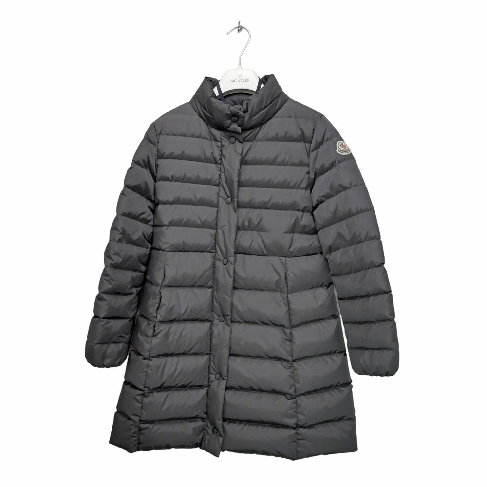【名東】【MONCLER】モンクレール ダウンコート NEW NESTE D29544939225 54155 10サイズ 140cm ブラック 黒 アウター アパレル キッズ 服【中古】｜質ウエダ