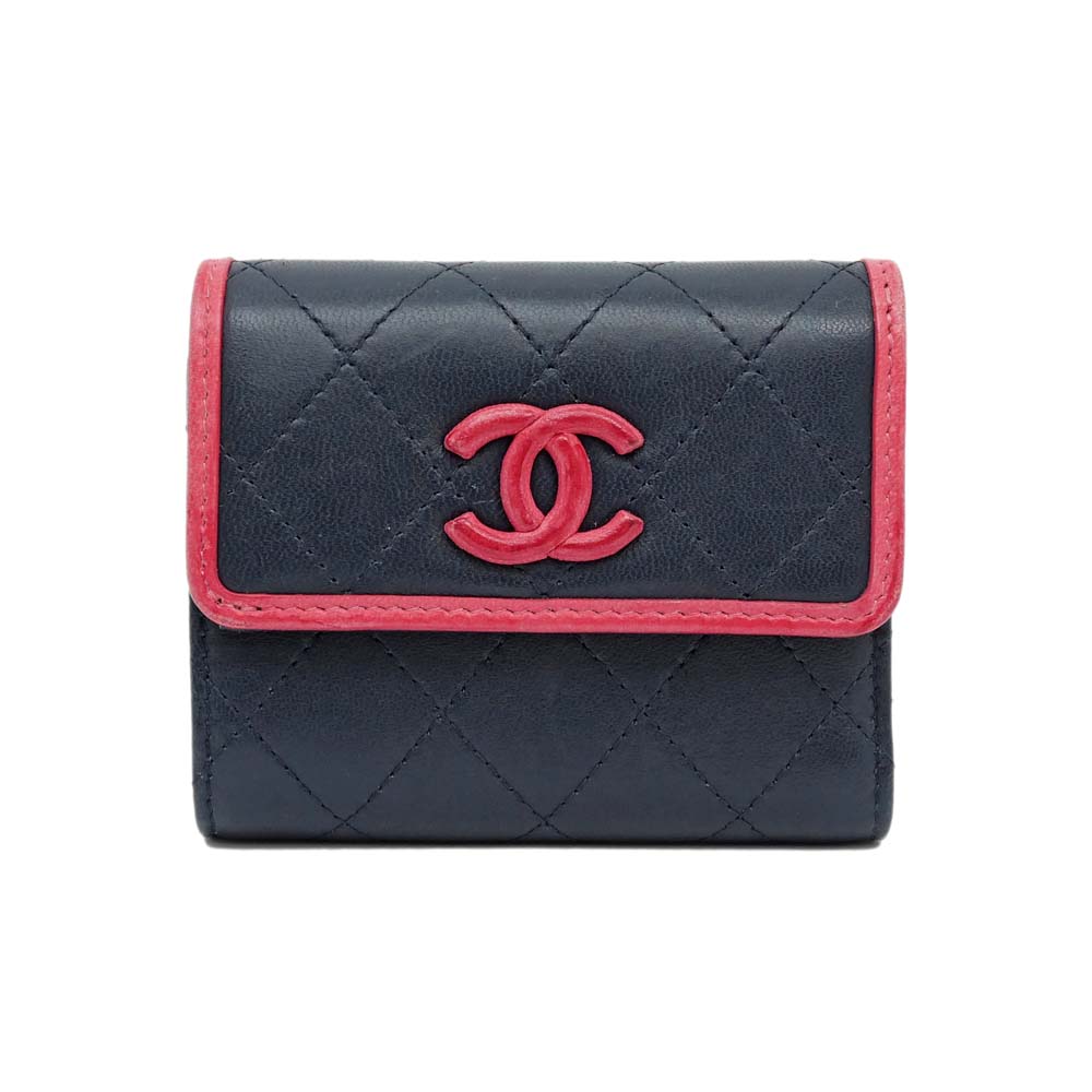 【最大限度４万円銀行割引クーポン券】【名東】【CHANEL】シャネル 三つ折り紙入れ マトラッセ バイ色つや 米国海軍 サクラ色 子ヒツジ人はだ ウォレット レディース 女【中古】