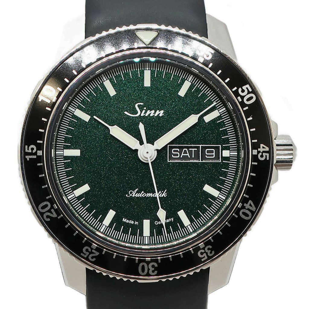 【最大限度３万円銀行割引クーポン券】【天白】【SINN】ジン インストゥルメントウォッチ 104.ST.SA.IG SS 天然ゴム 緑であること デイデイト メンズ 自動小銃一巻き ウオッチ【中古】