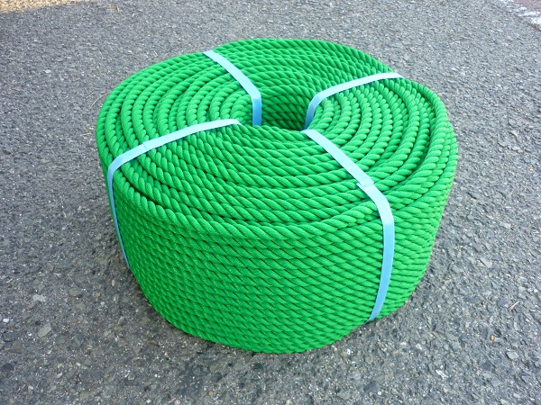 楽天市場】PEロープ ポリロープ 緑 直径5mm x 長さ200m 3つ打ちロープ 